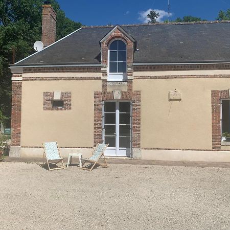 Gite A La Ferme De Sainte Radegonde Lanneray Luaran gambar